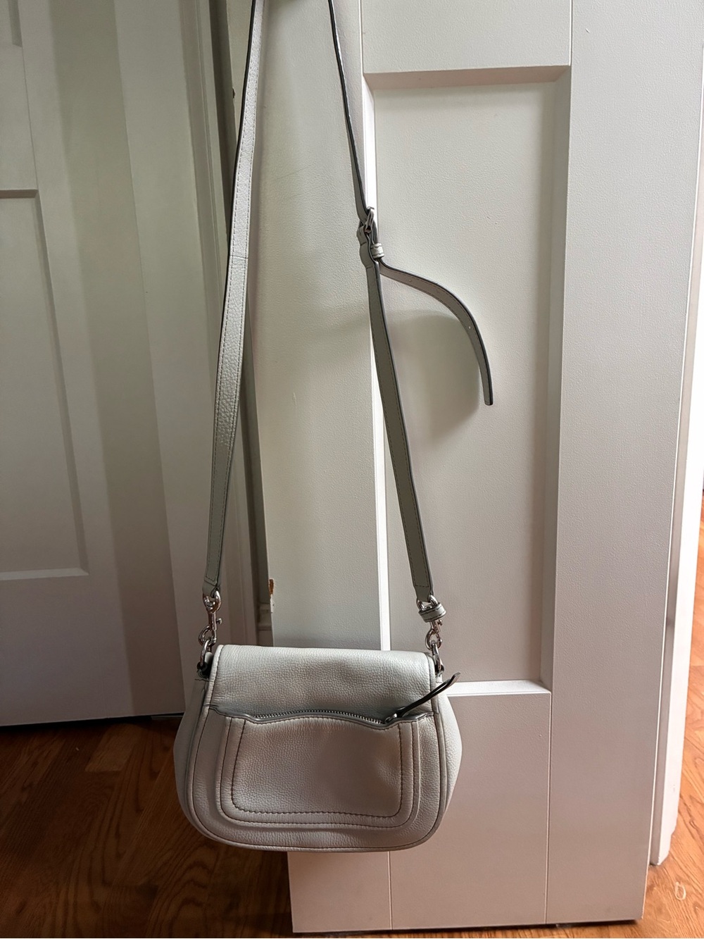 Marc Jacobs White Leather Crossbody with Curved Front Pocket
